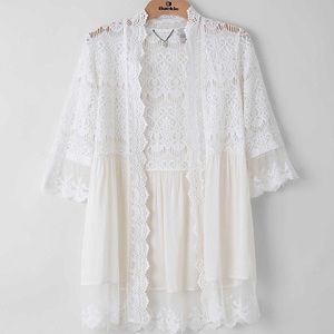 Buckle Lace Kimono